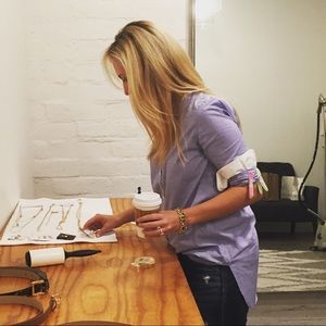 Meet your Posher, Angela